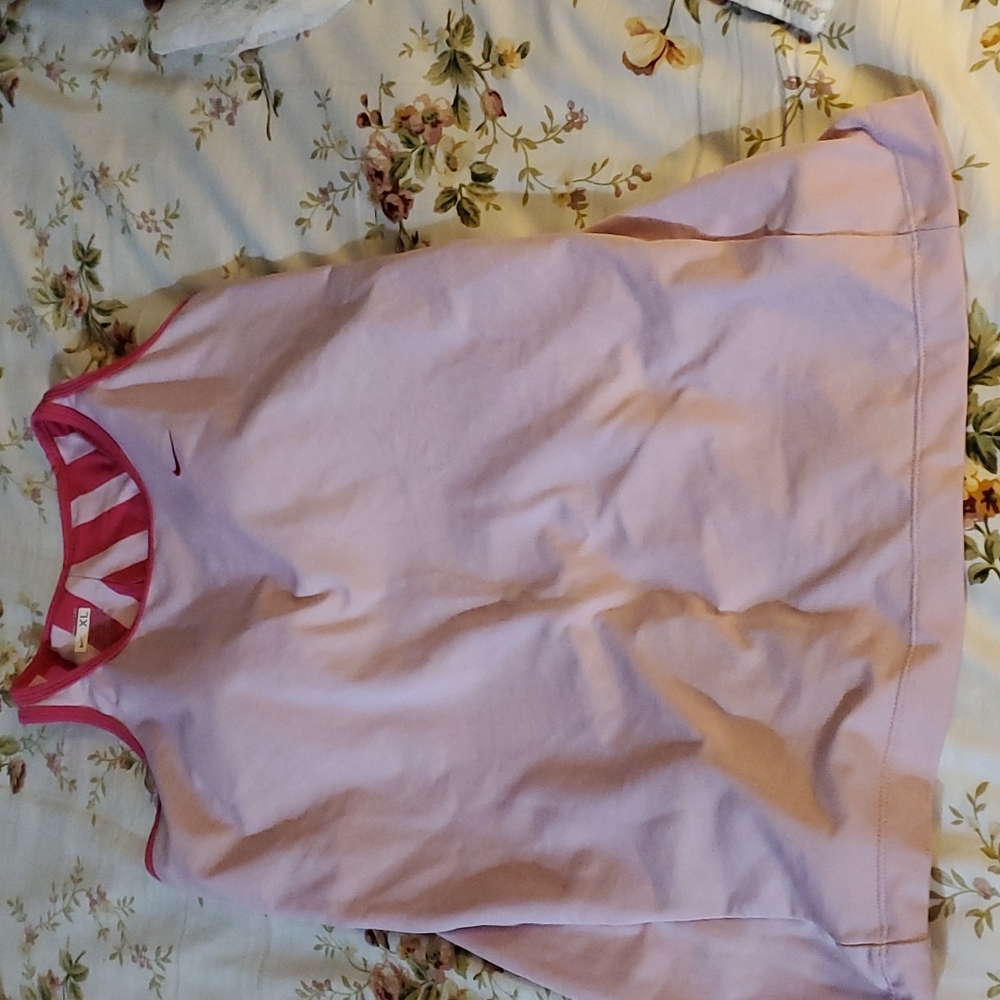 Nike top size Xl